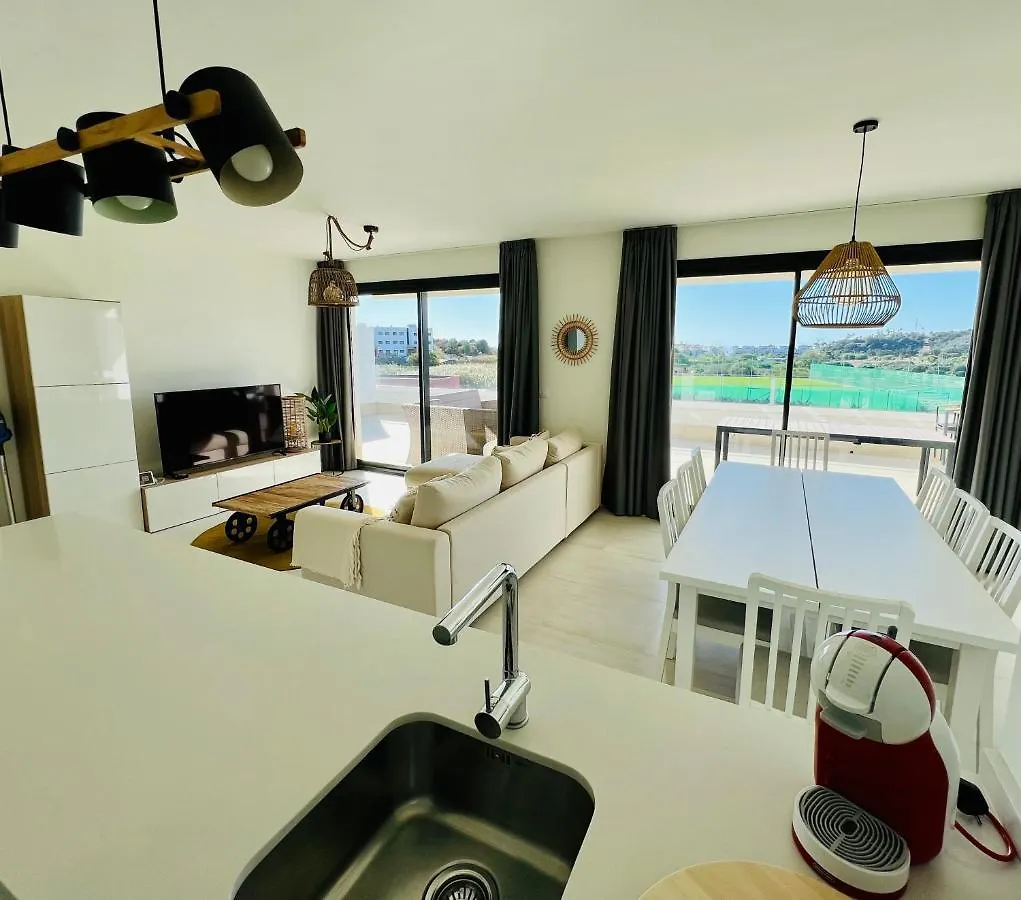 Apartment Penthouse Moderne Et Cosy Pour Vos Vacances Accessible A Pied Depuis La Plage Estepona